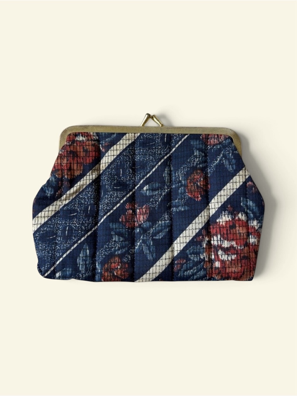 Vintage 80s Navy Blue Quilted Floral Kiss Lock Clutch Bag Cottagecore Boho Chic
